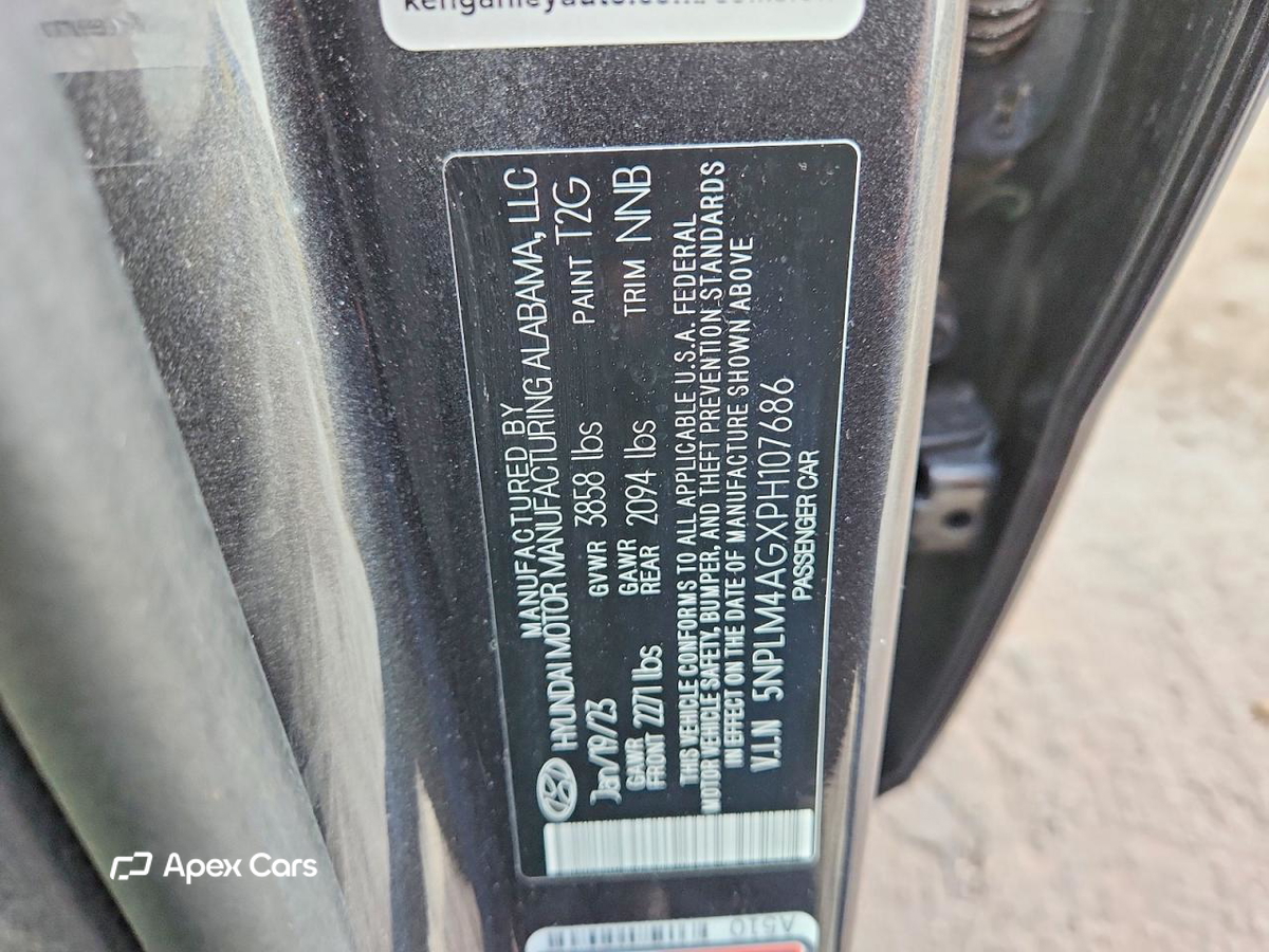 Hyundai Elantra 2023