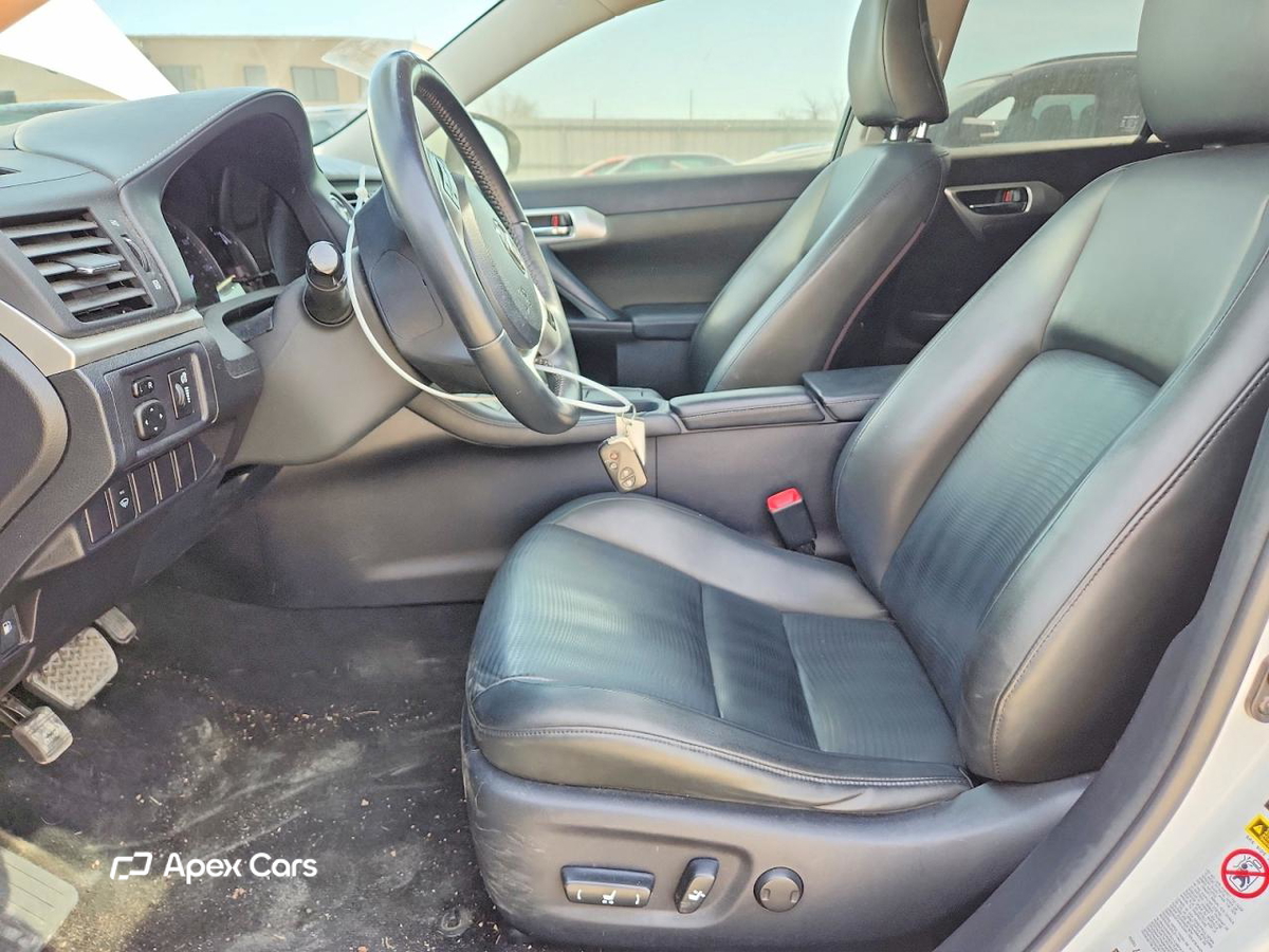 Lexus CT 2013