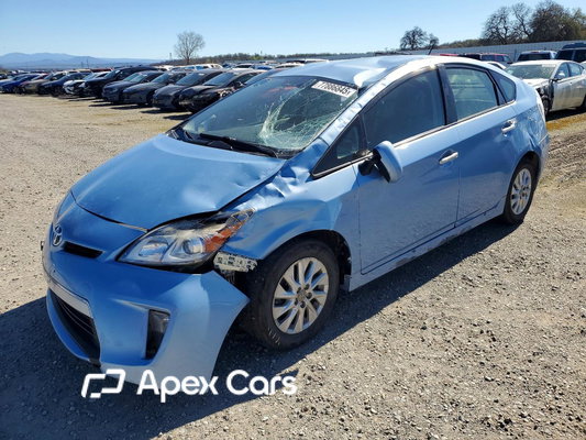 Toyota Prius 2015 - Image 1 of 13