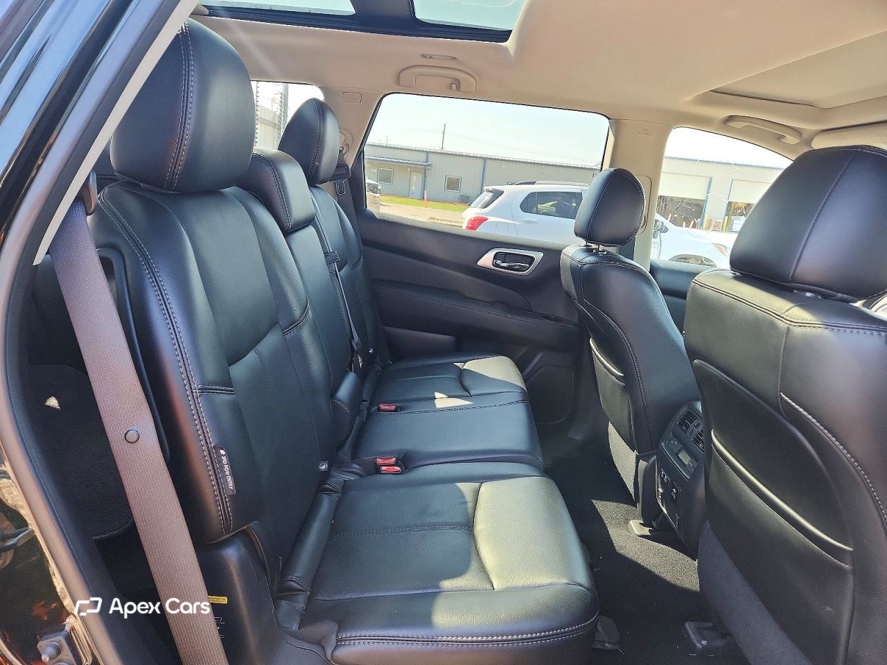 Nissan Pathfinder 2019