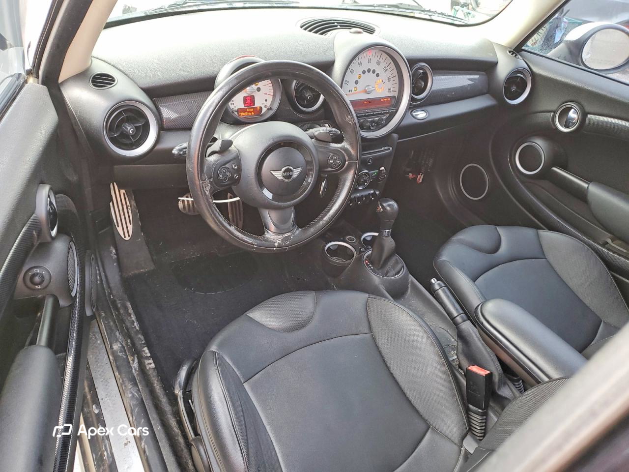 MINI Cooper 2012