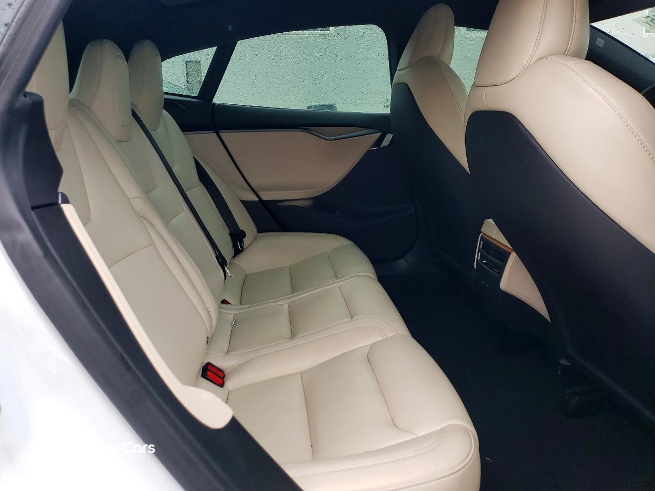 Tesla Model S 2021