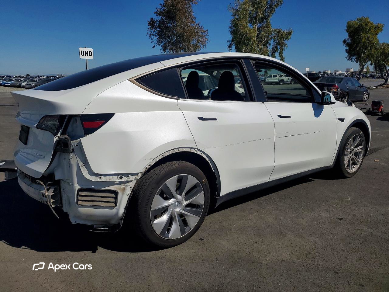 Tesla Model Y 2023