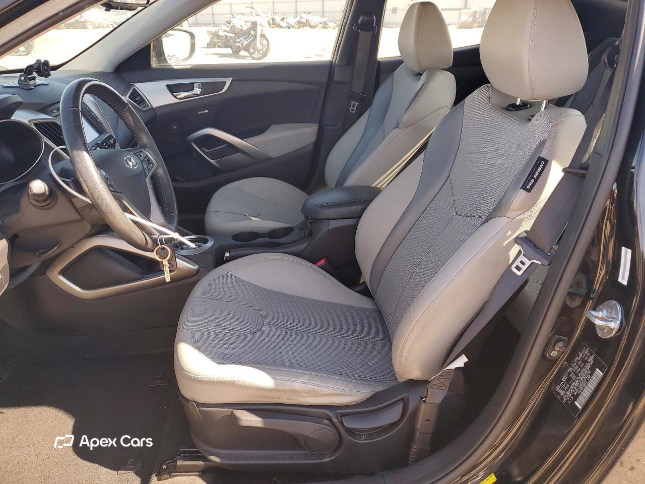 Hyundai Veloster 2012