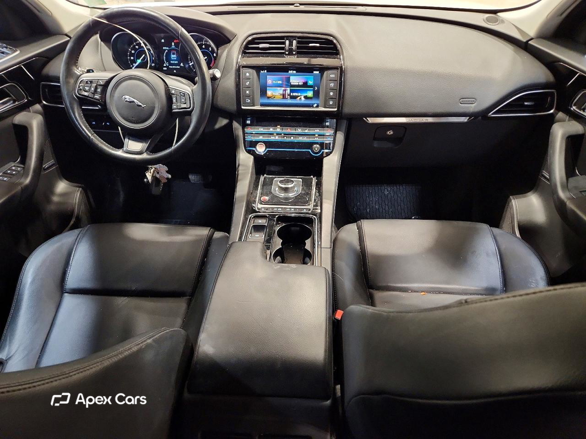 Jaguar F-Pace 2018