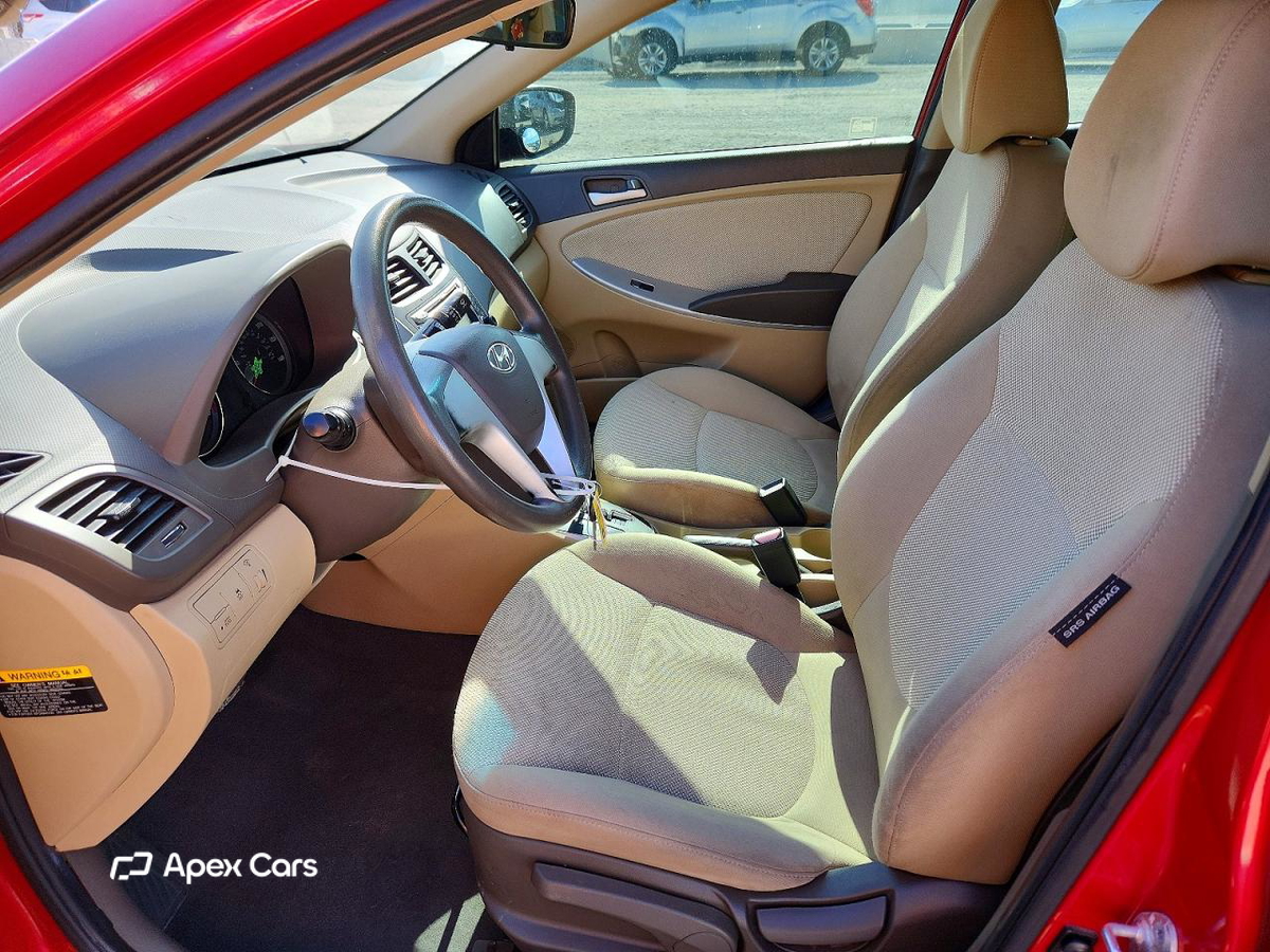 Hyundai Accent 2012