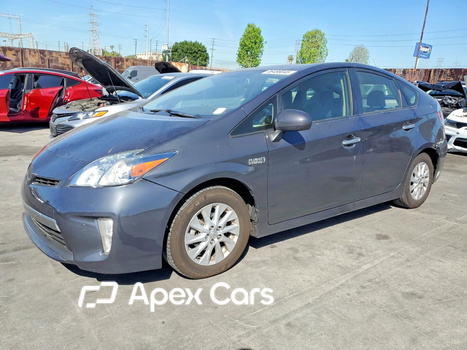 Toyota Prius 2014 - Image 1 of 12