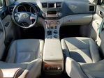 Toyota Highlander 2011