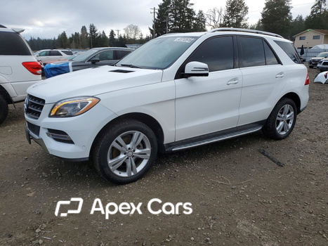 Mercedes-Benz  2014 - Image 1 of 13