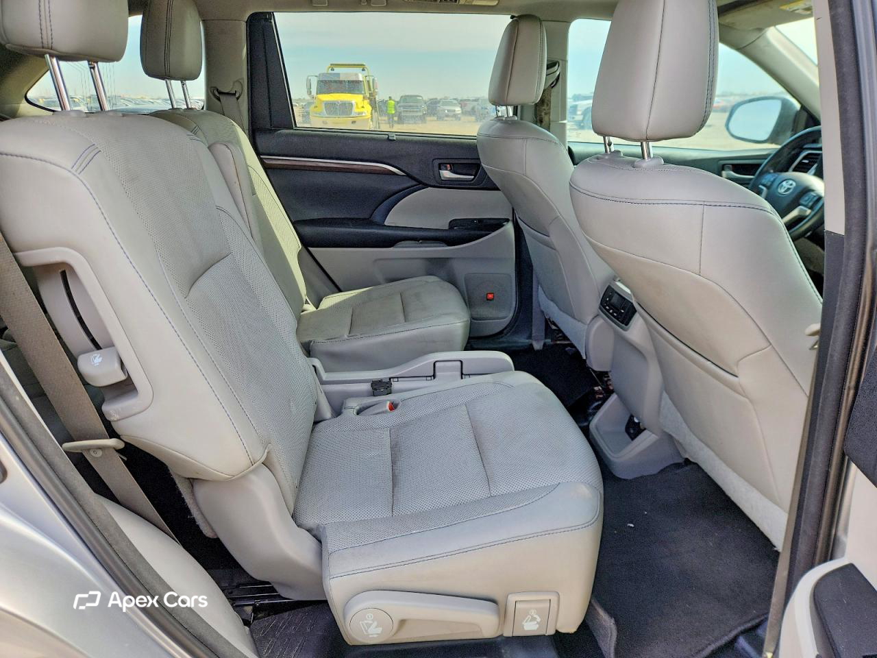 Toyota Highlander 2016