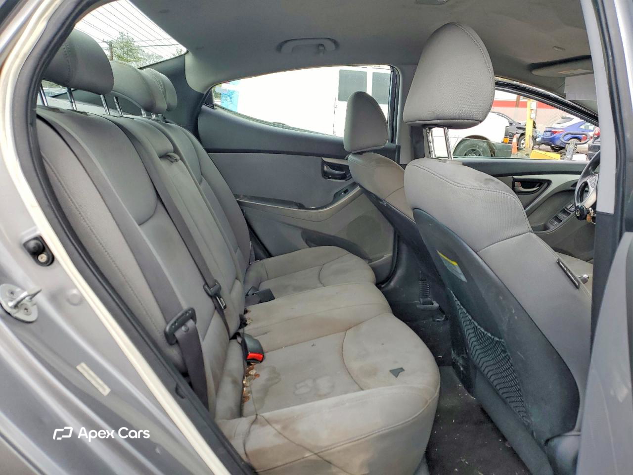 Hyundai Elantra 2012