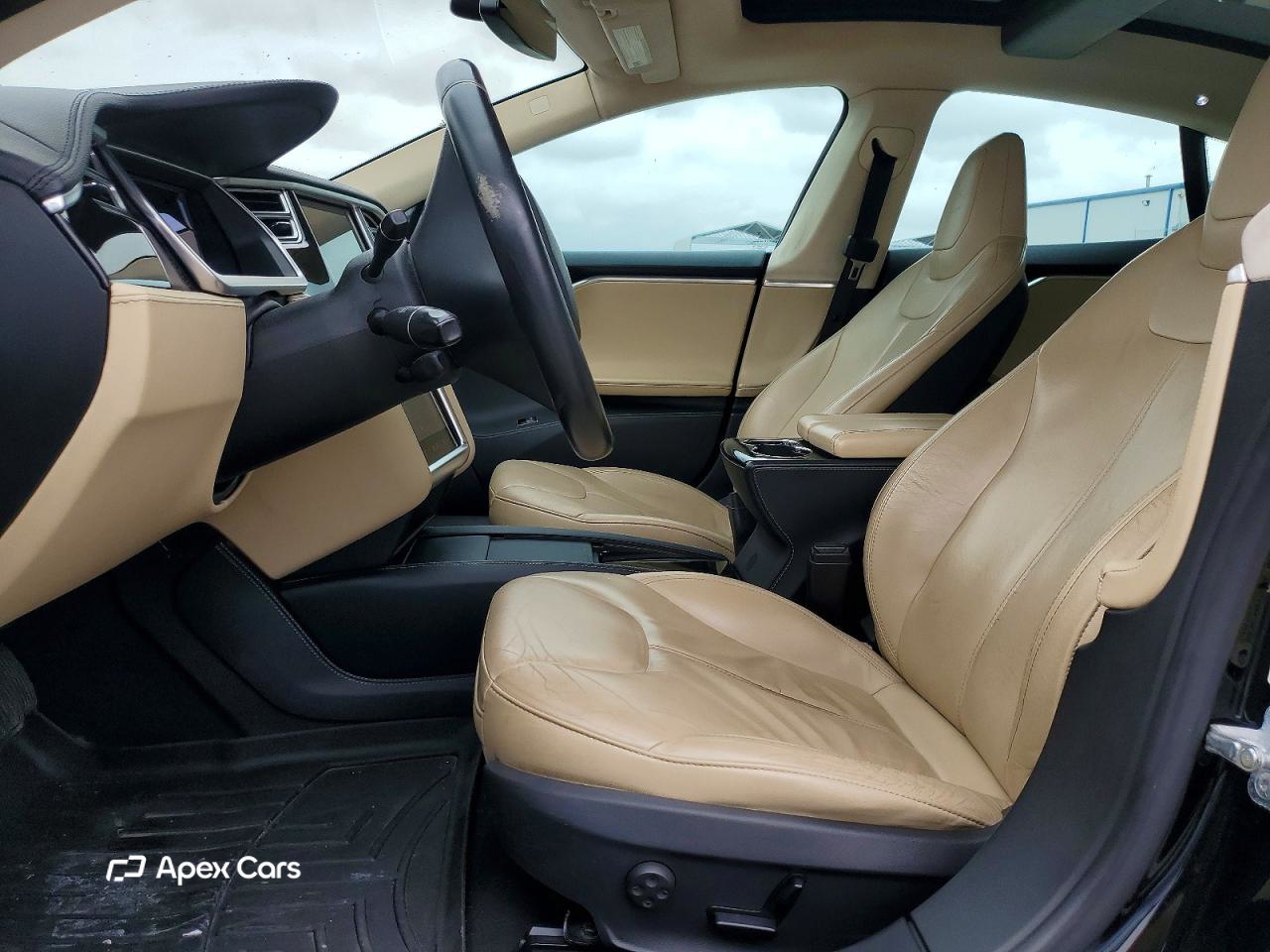 Tesla Model S 2013