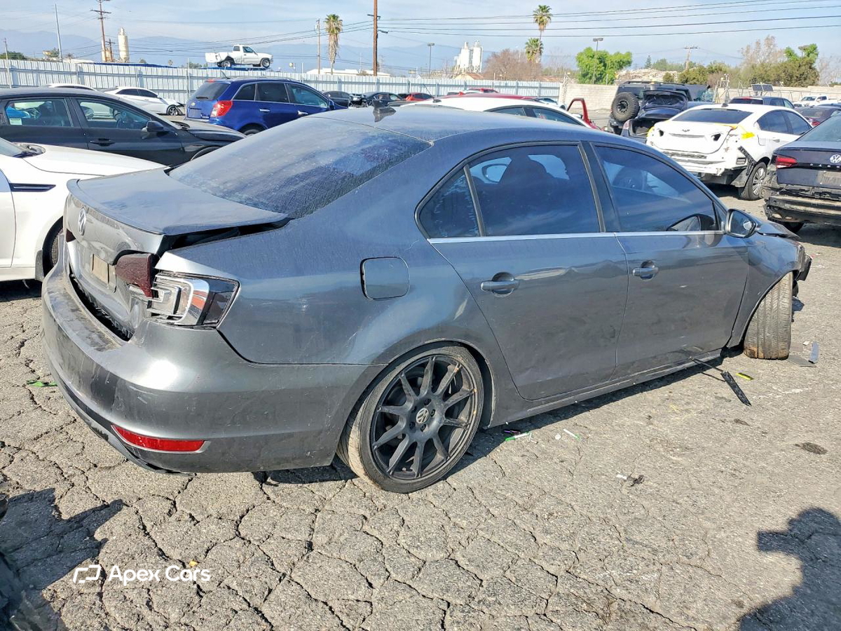 Volkswagen Jetta 2013