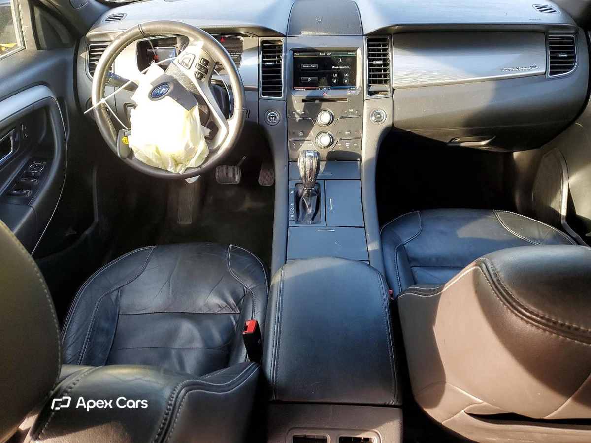 Ford Taurus 2015