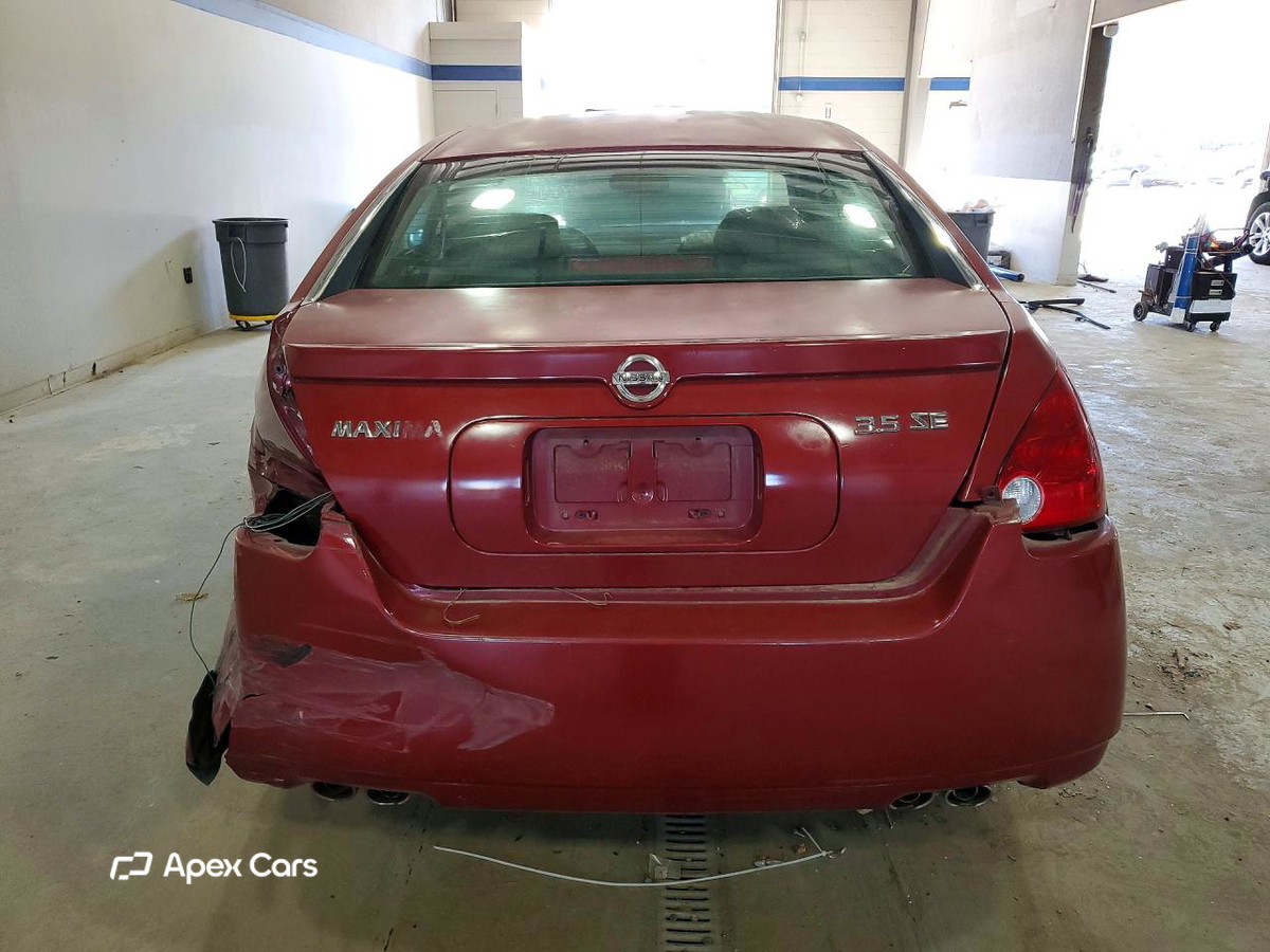 Nissan Maxima 2004