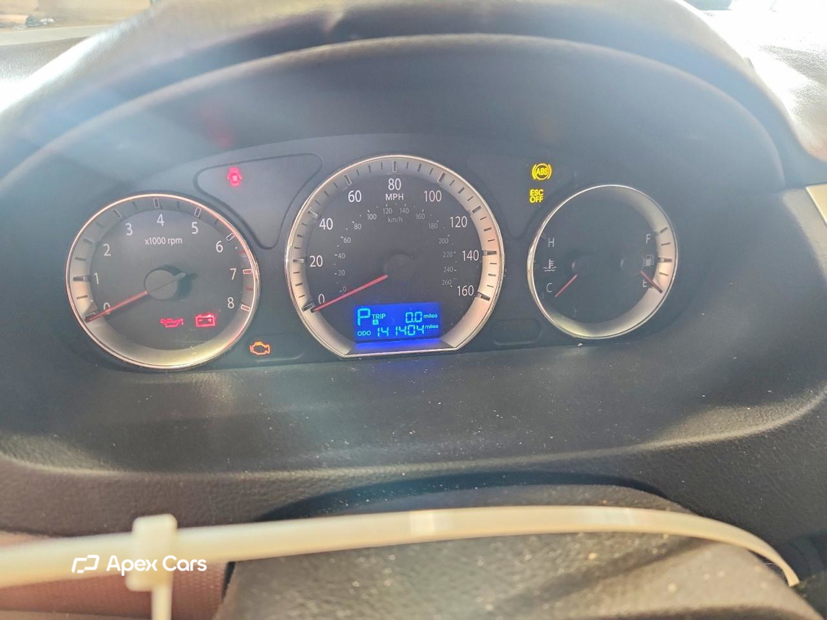 Hyundai Sonata 2010