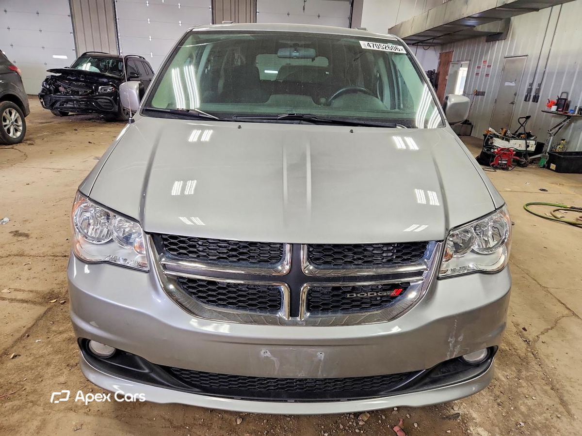 Dodge Caravan 2016