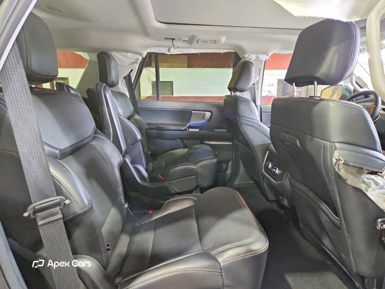 Ford Expedition 2025