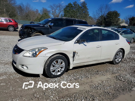 Nissan Altima 2012 - Image 1 of 12