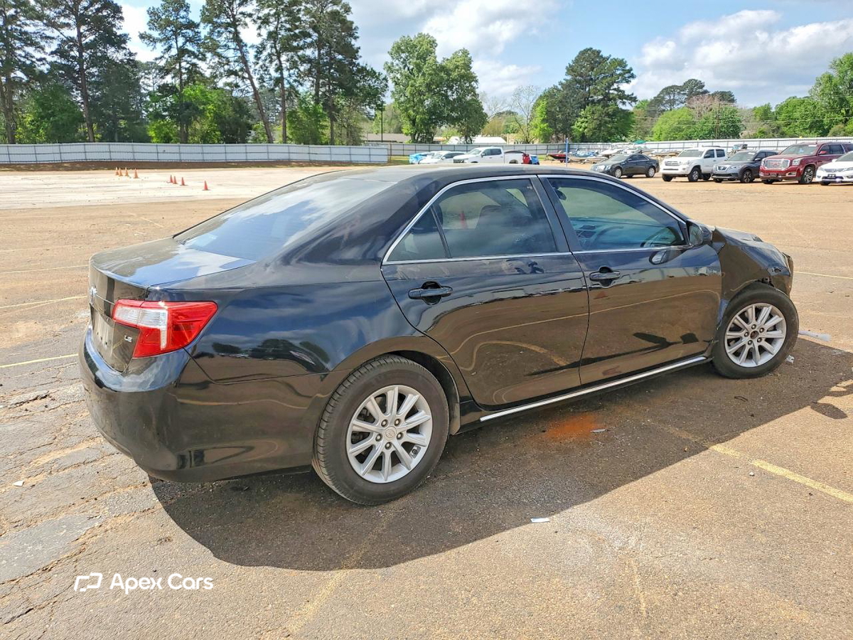 Toyota Camry 2012