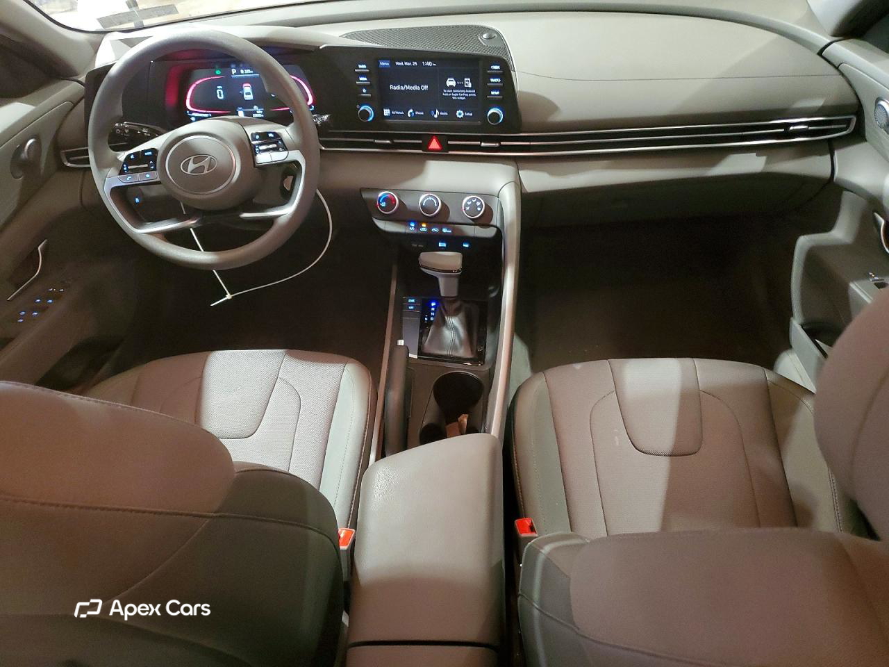 Hyundai Elantra 2024