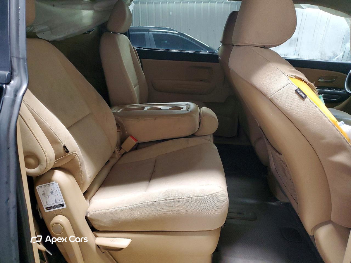 Kia Sedona 2015