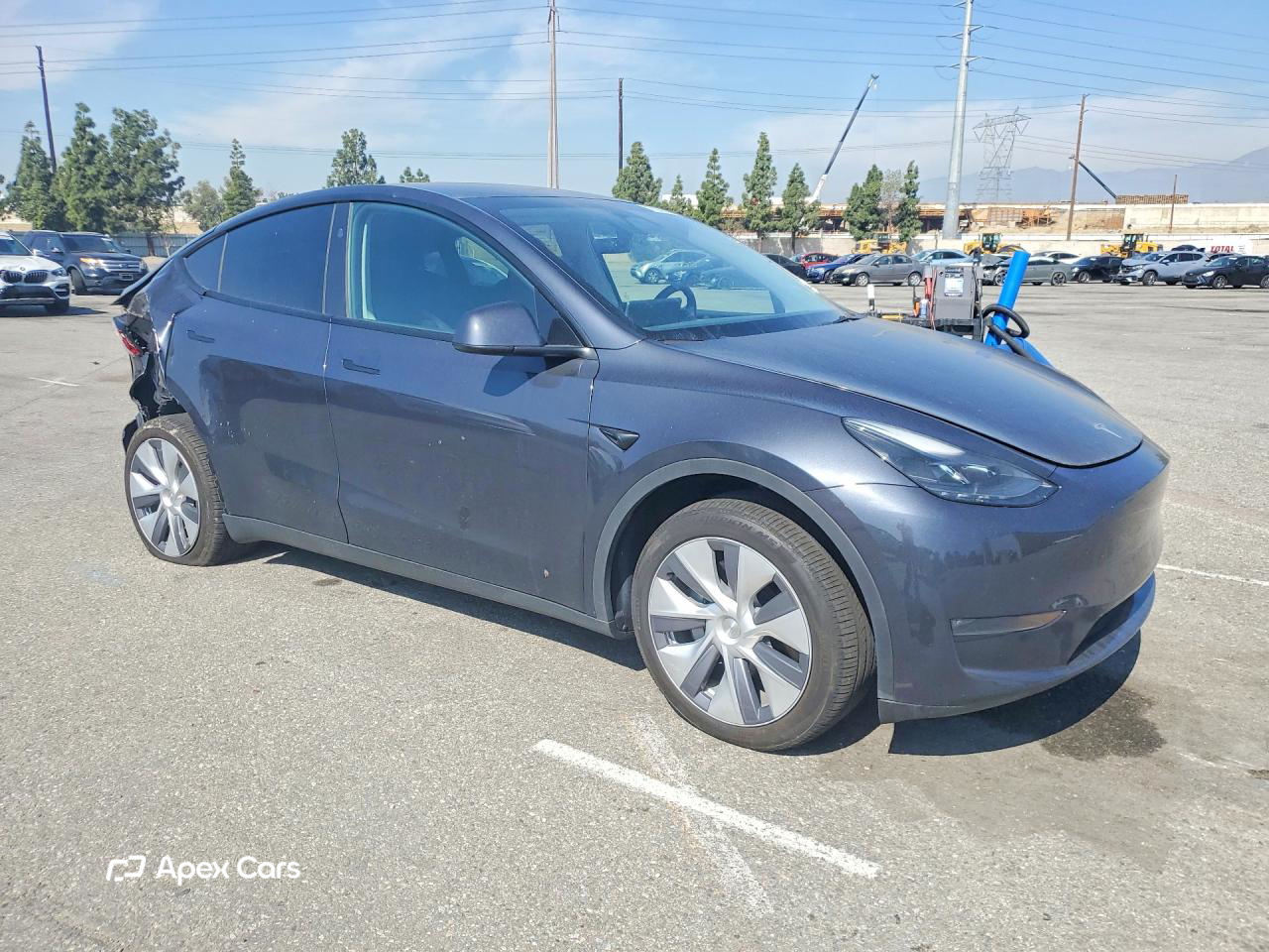 Tesla Model Y 2024