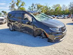 Chrysler Pacifica 2022