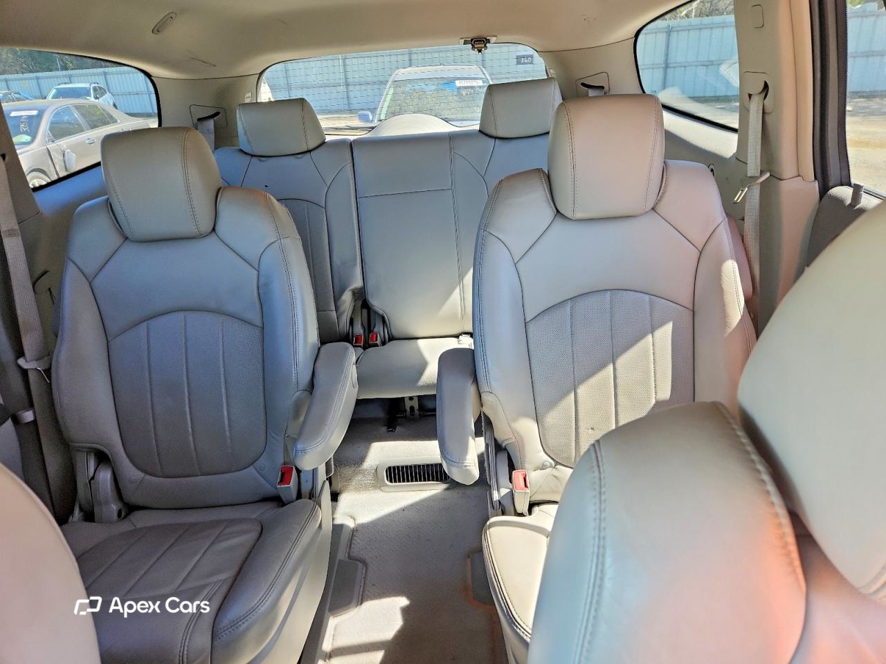 Buick Enclave 2010