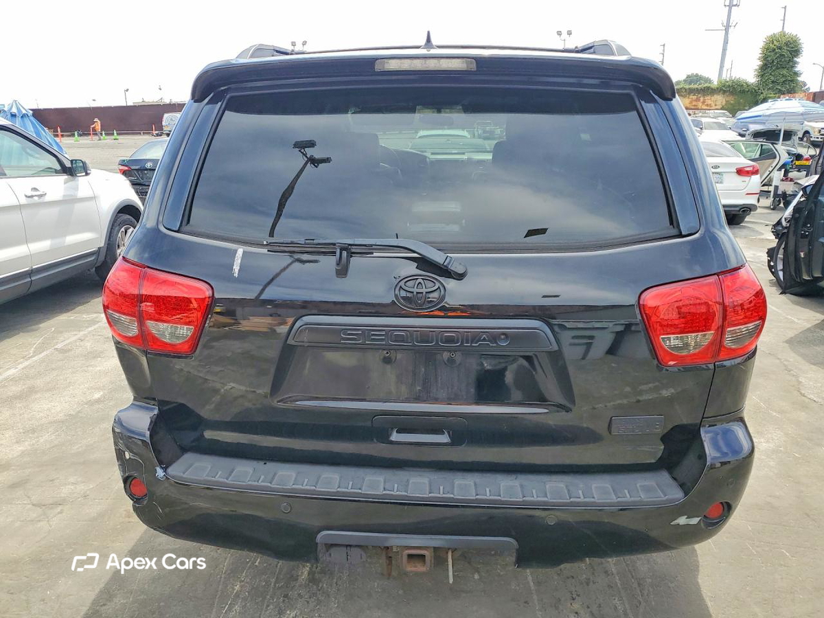 Toyota Sequoia 2013