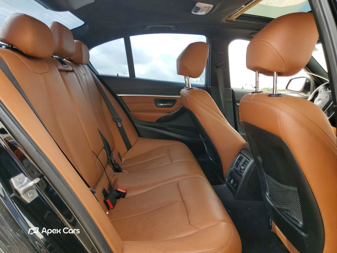 BMW Series 3 2016