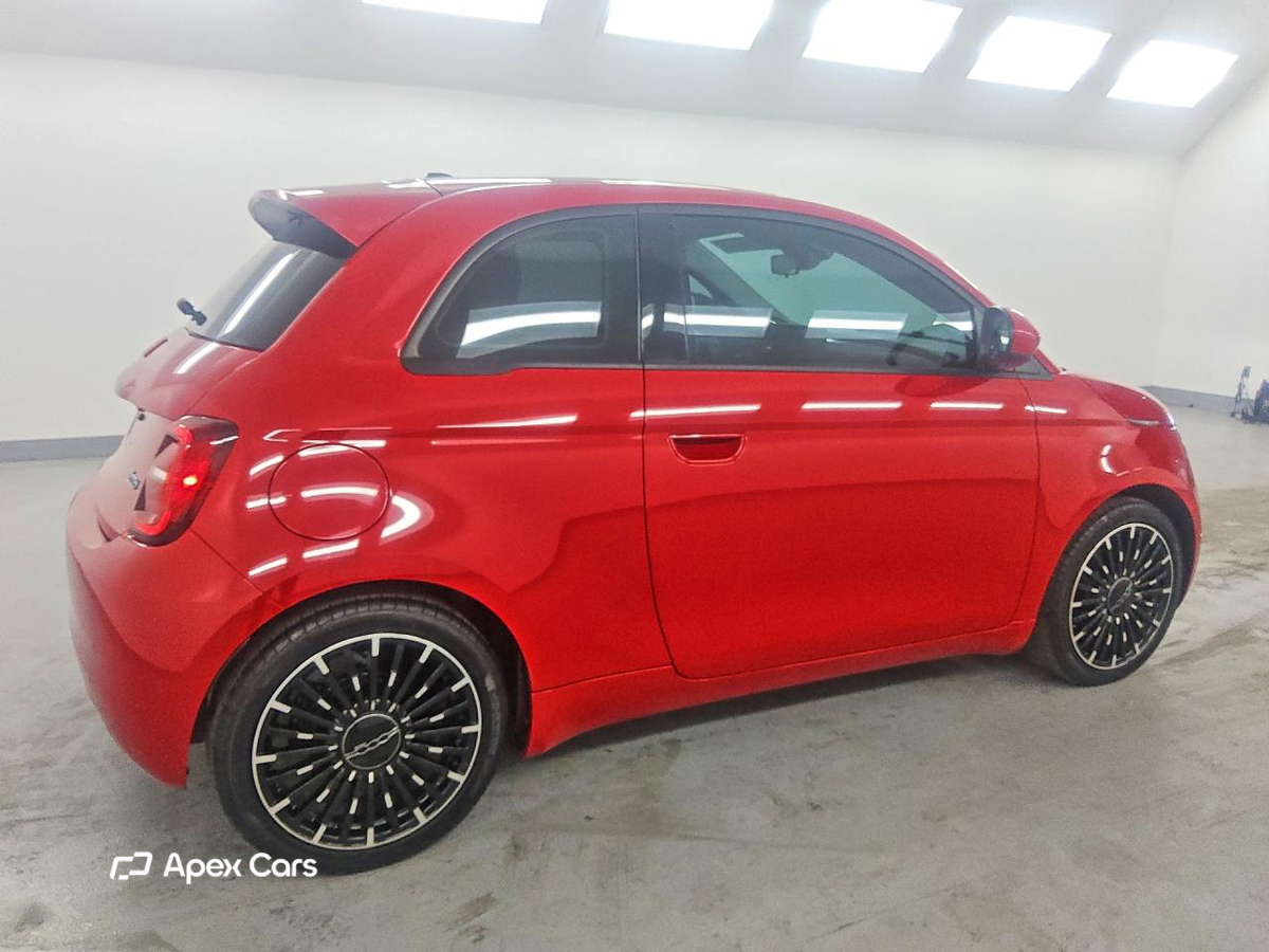 Fiat 500 2024