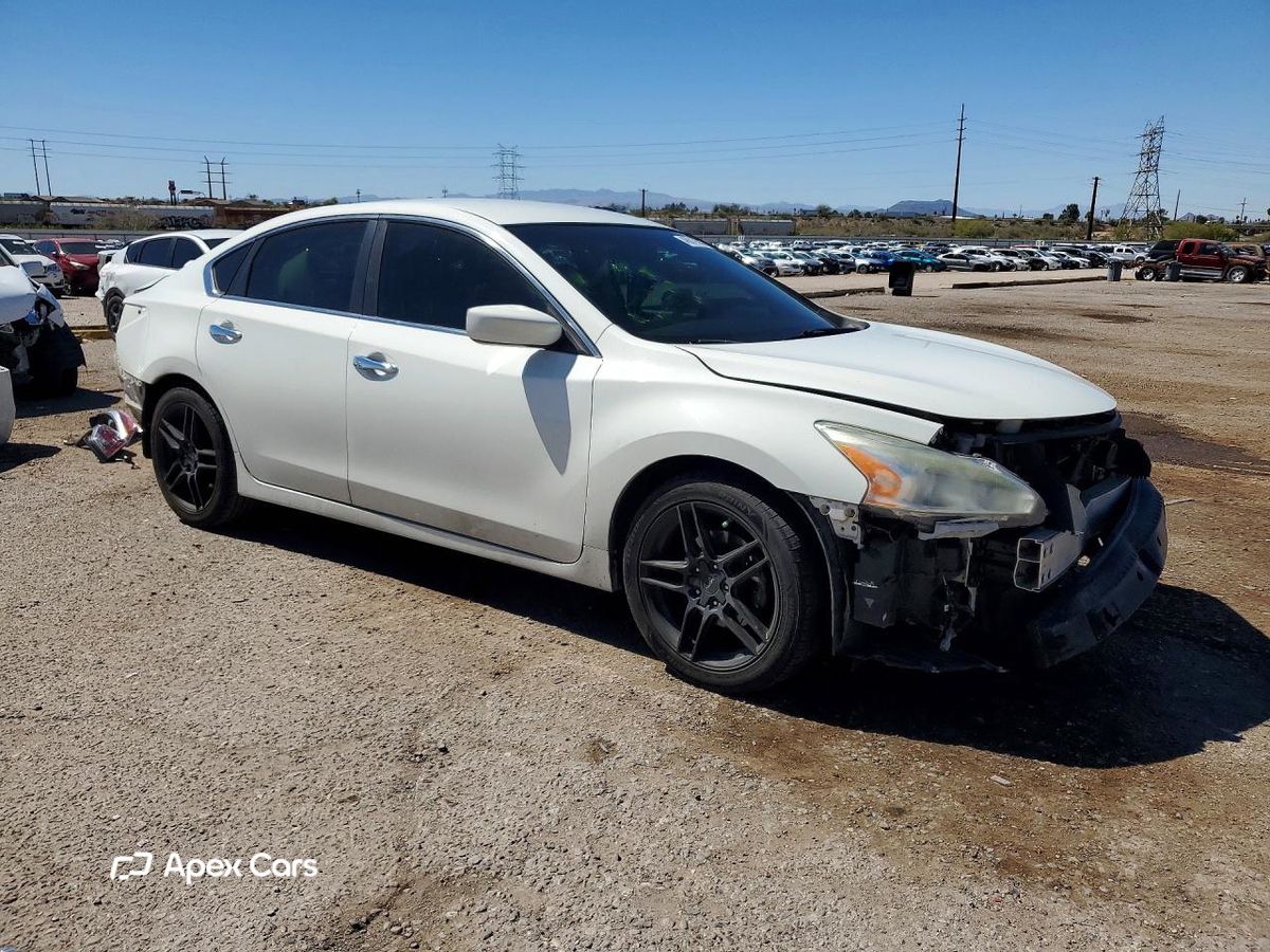 Nissan Altima 2015