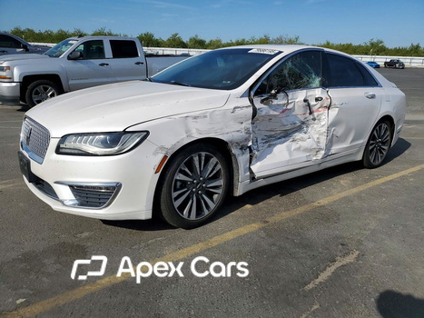 Lincoln MKZ 2017 - Image 1 of 13