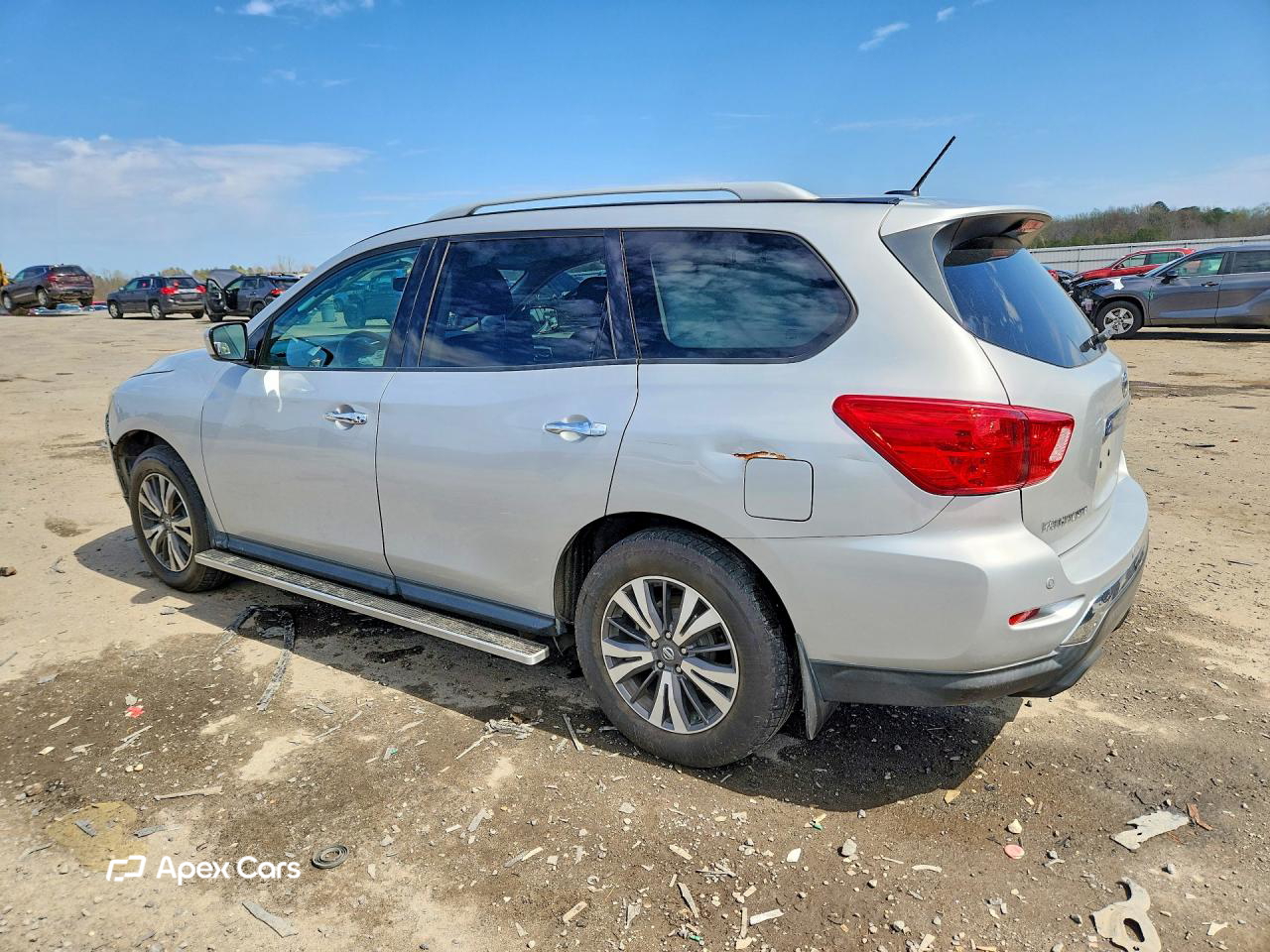 Nissan Pathfinder 2017