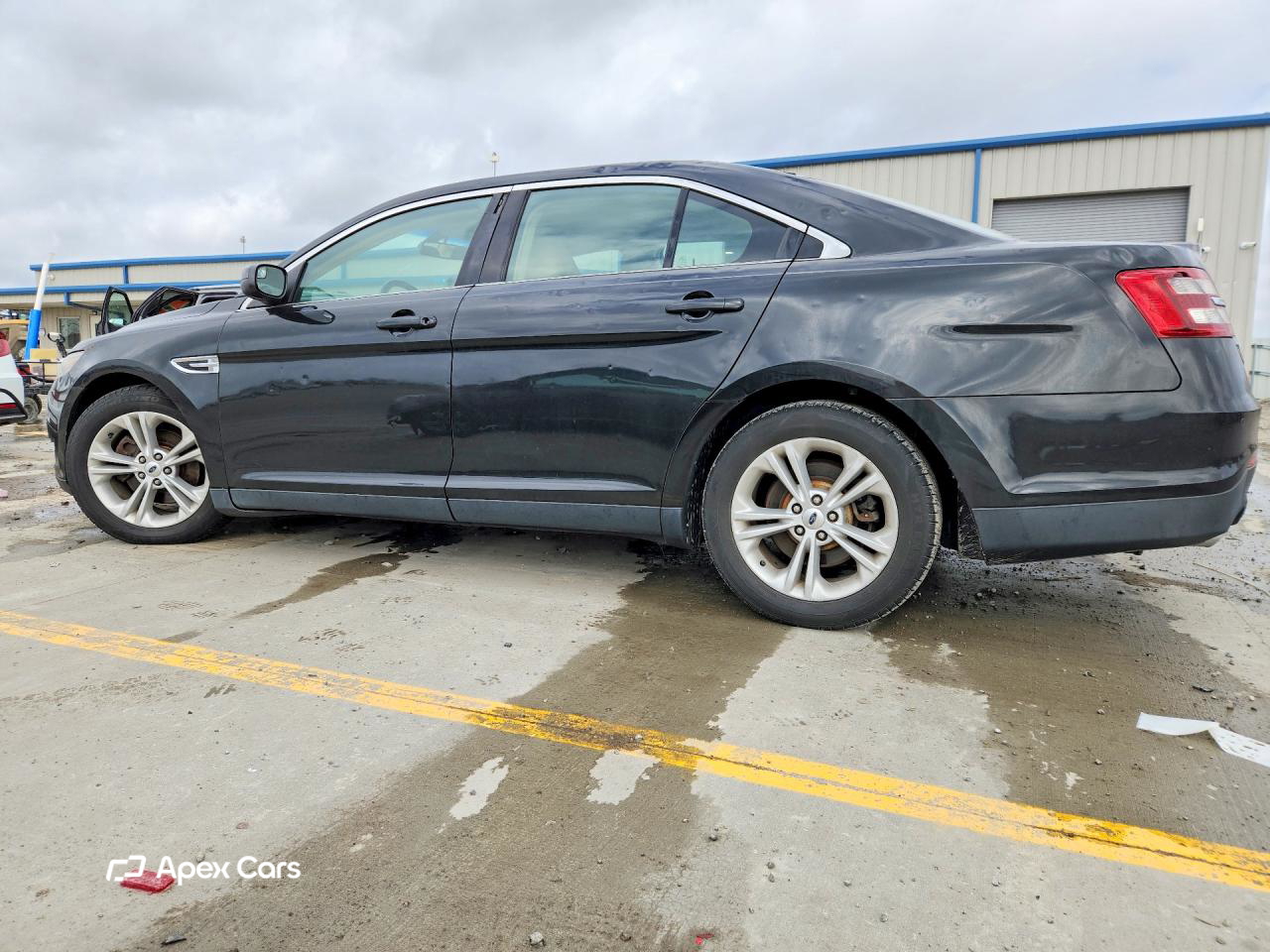 Ford Taurus 2014