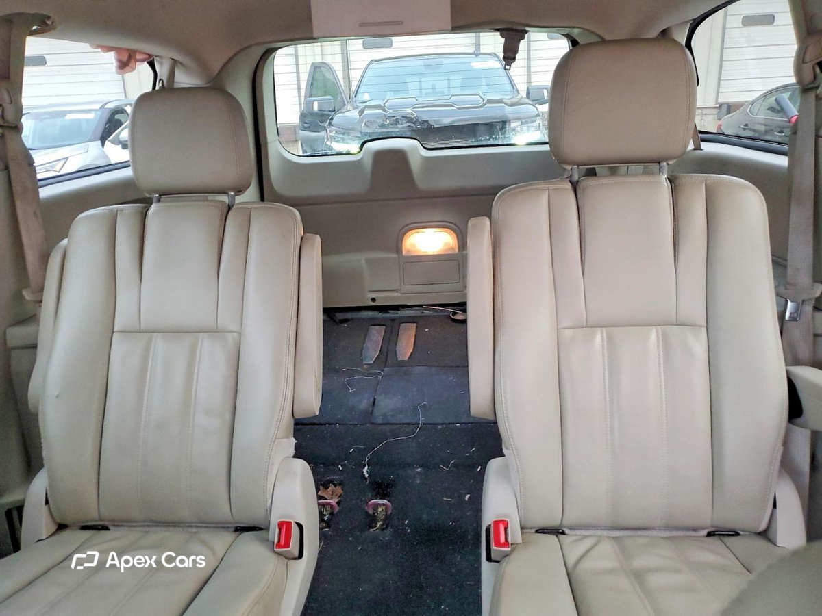 Chrysler Voyager 2013