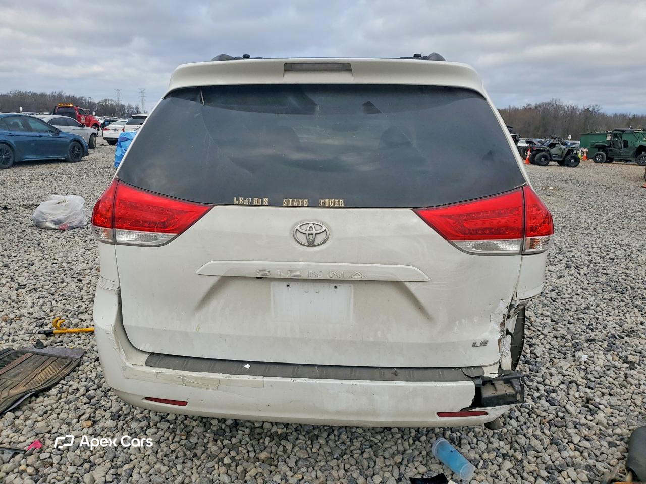 Toyota Sienna 2011