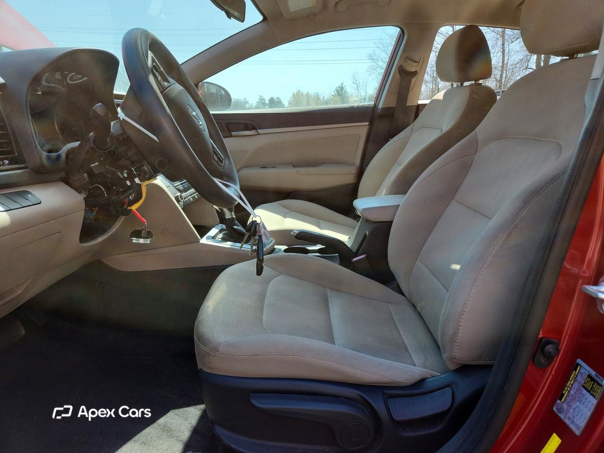 Hyundai Elantra 2017