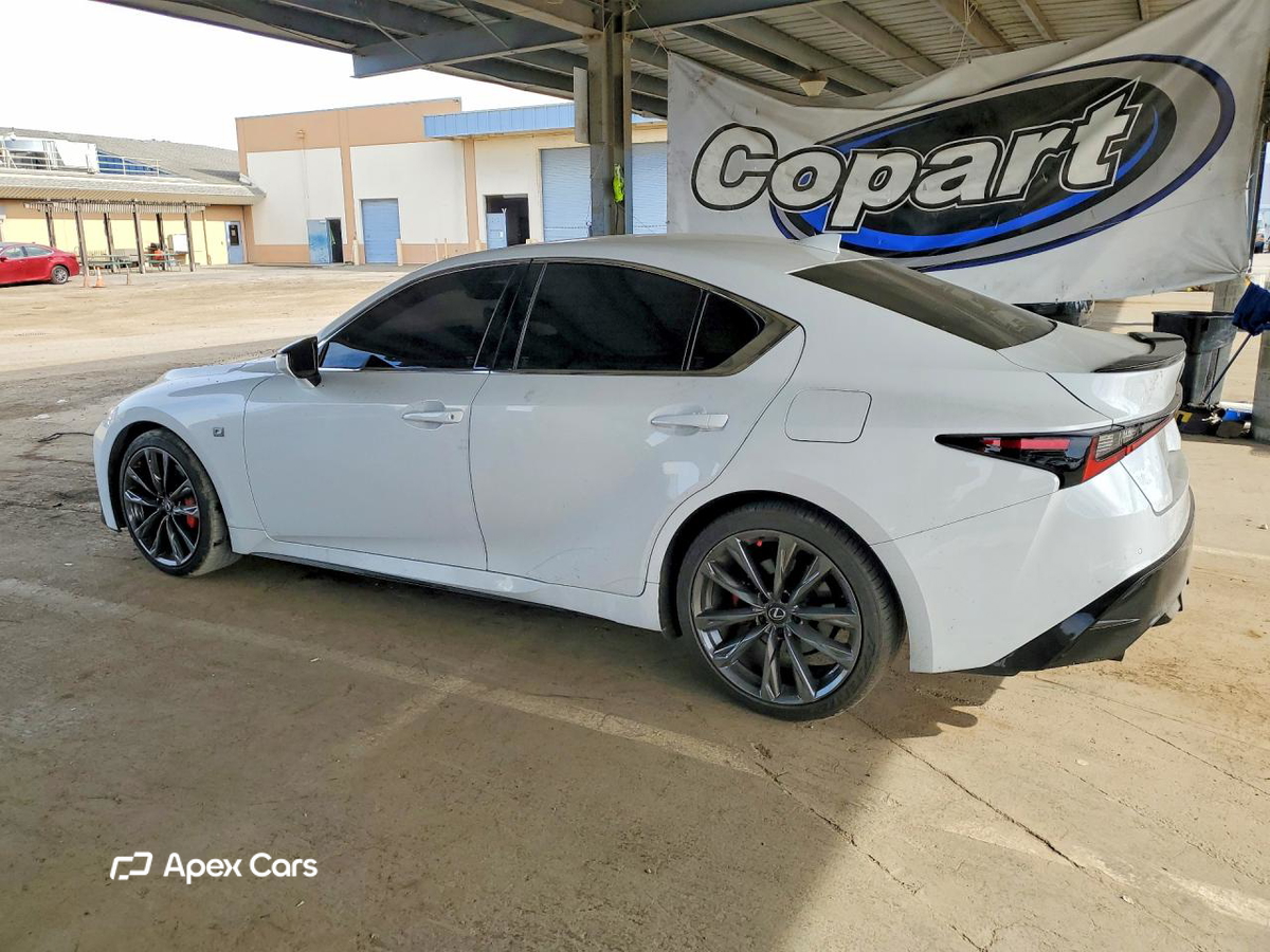 Lexus IS 2023