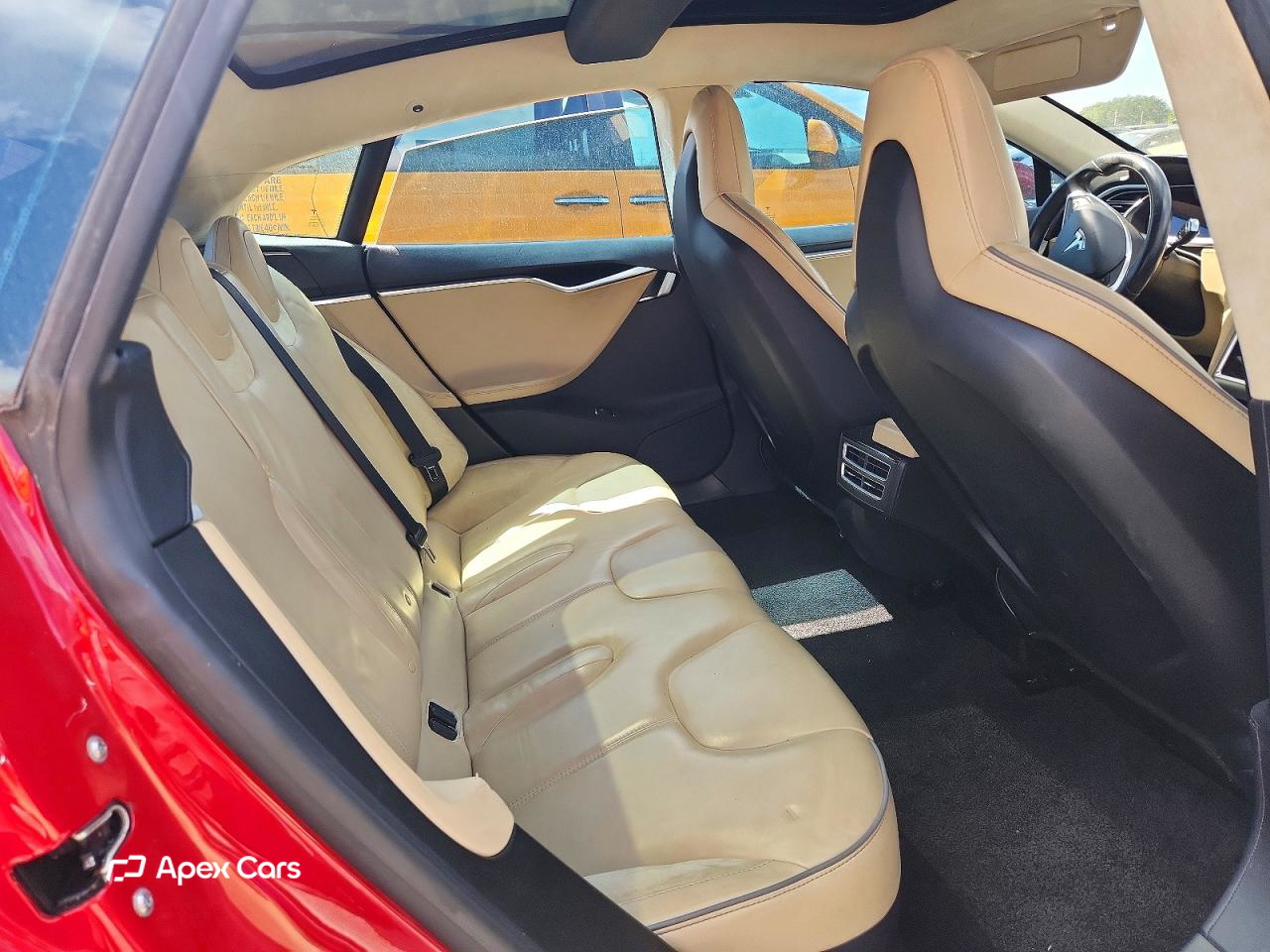 Tesla Model S 2013