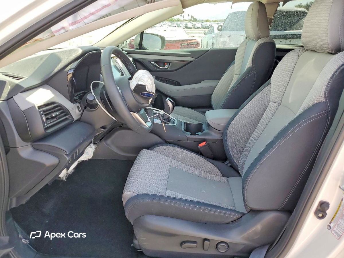 Subaru Outback 2025