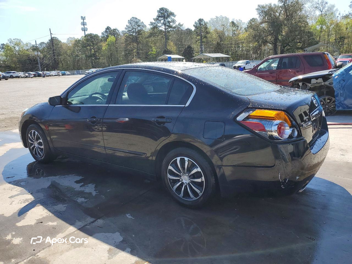 Nissan Altima 2012