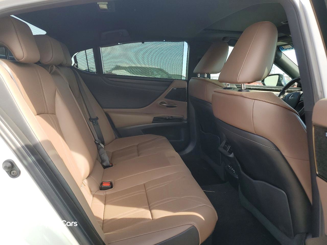 Lexus ES 2022