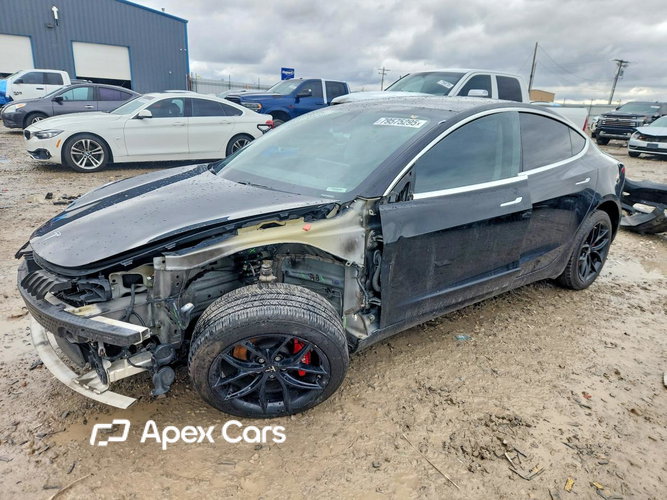 Tesla Model 3 2020 - Zdjęcie 1 z 13