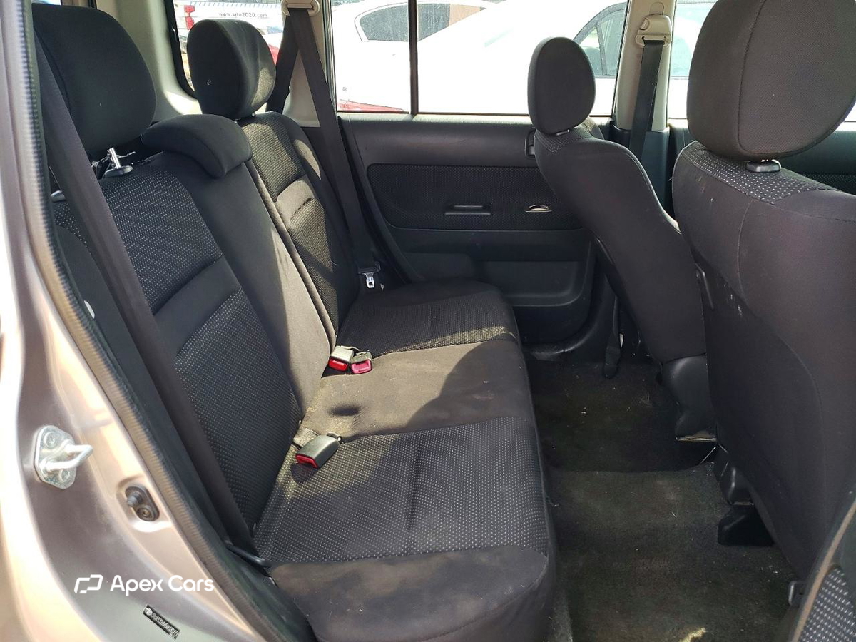 Scion xB 2005