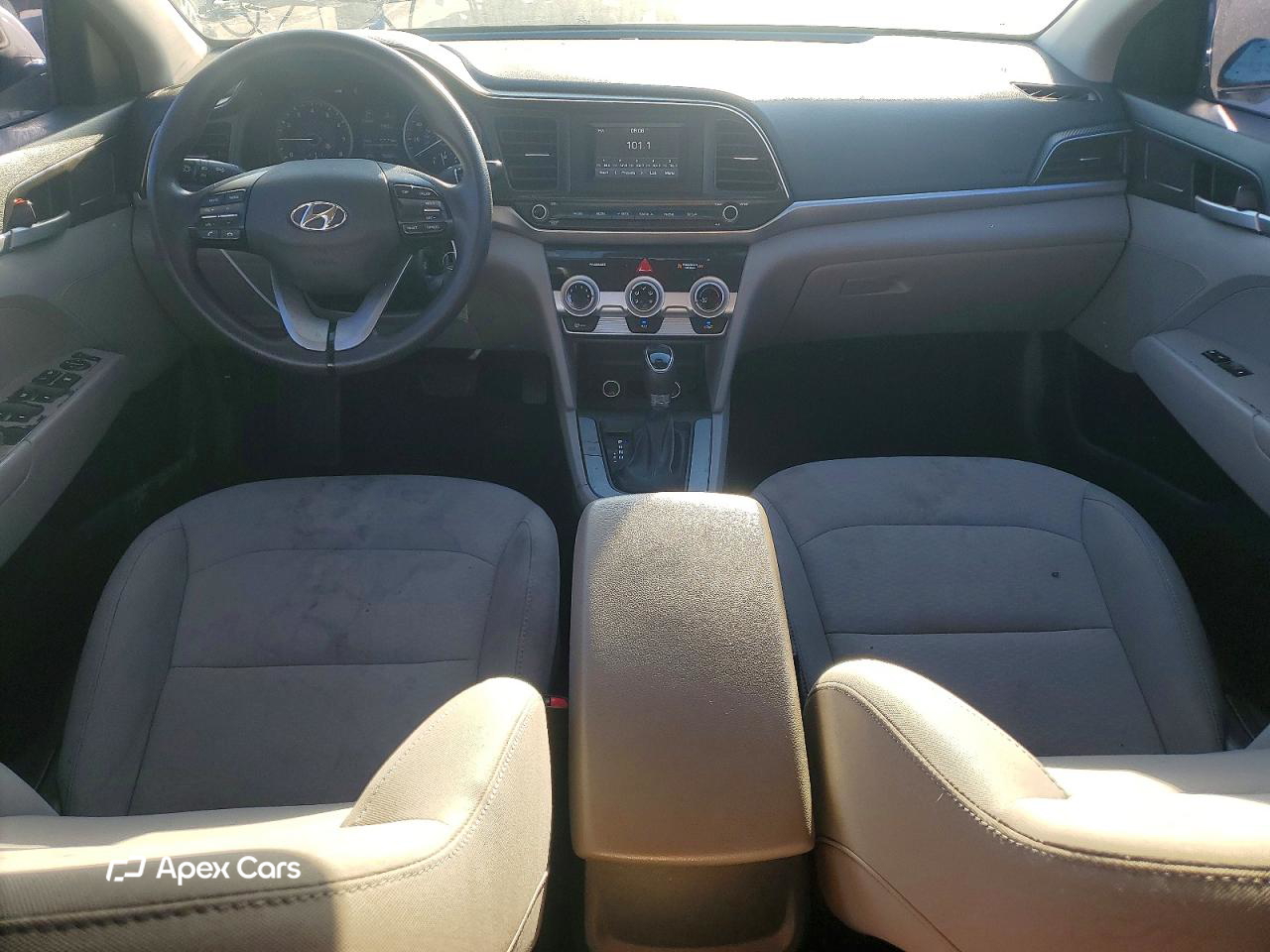 Hyundai Elantra 2019
