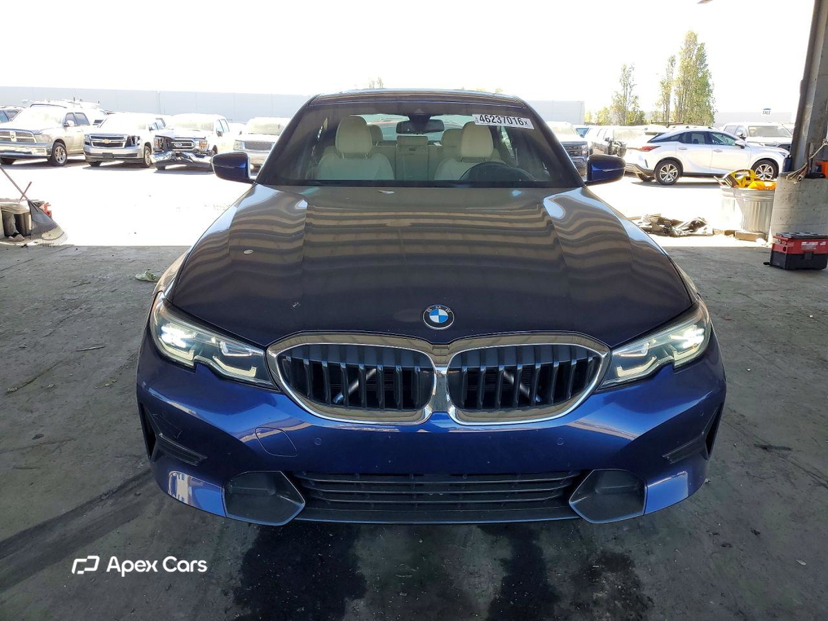 BMW Series 3 2020