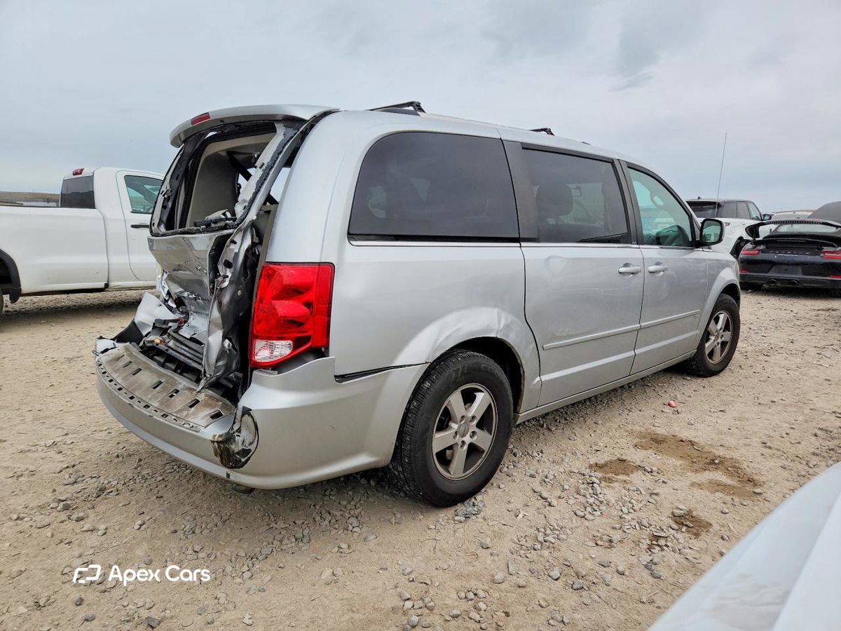 Dodge Caravan 2011