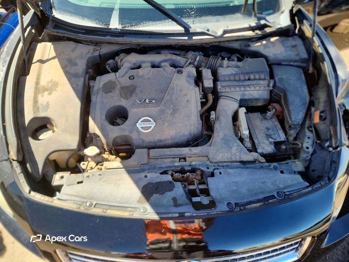 Nissan Maxima 2011